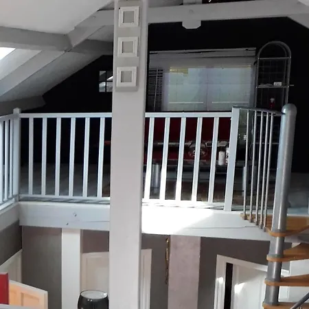 Apartment Chaleureux Avec Vue Sur Lac A Curan 105 M²