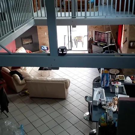 Chaleureux Avec Vue Sur Lac A Curan 105 M²
